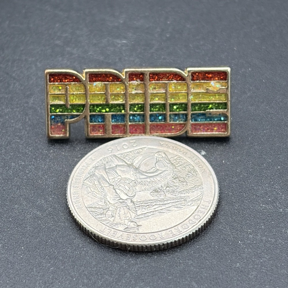 Pride Glitter Rainbow LGBTQ Lapel Hat Pin - Picture 2 of 3